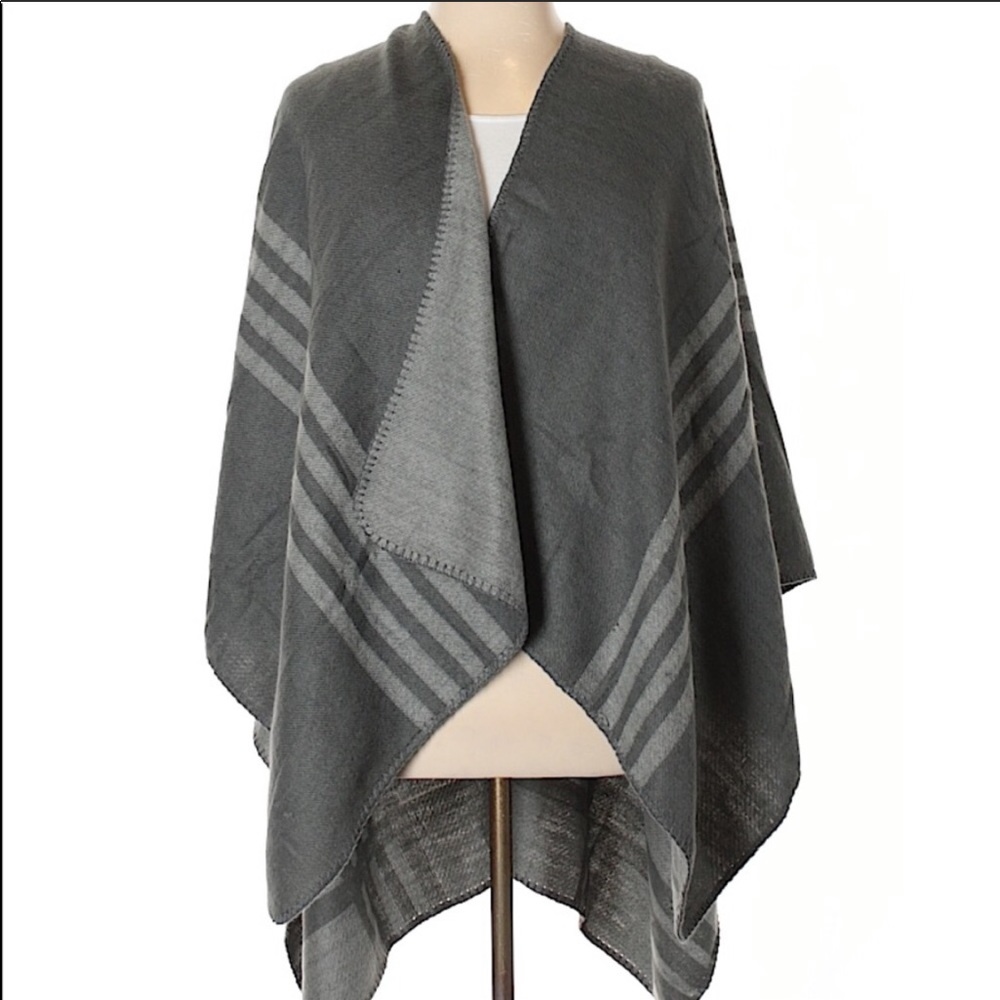 Bb Dakota Poncho